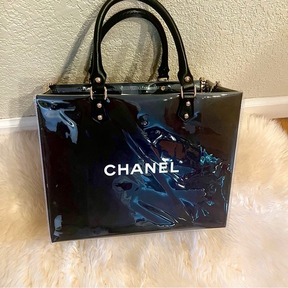 Chanel Medium Shopping Bag Tote with PVC/TPU Cover and Crossbody Chain - Picture 6 of 10